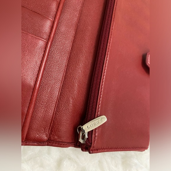 Loewe Anagram Embossed Wallet Red - Picture 9 of 15